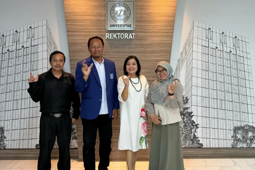 kolaborasi dengan UBSI